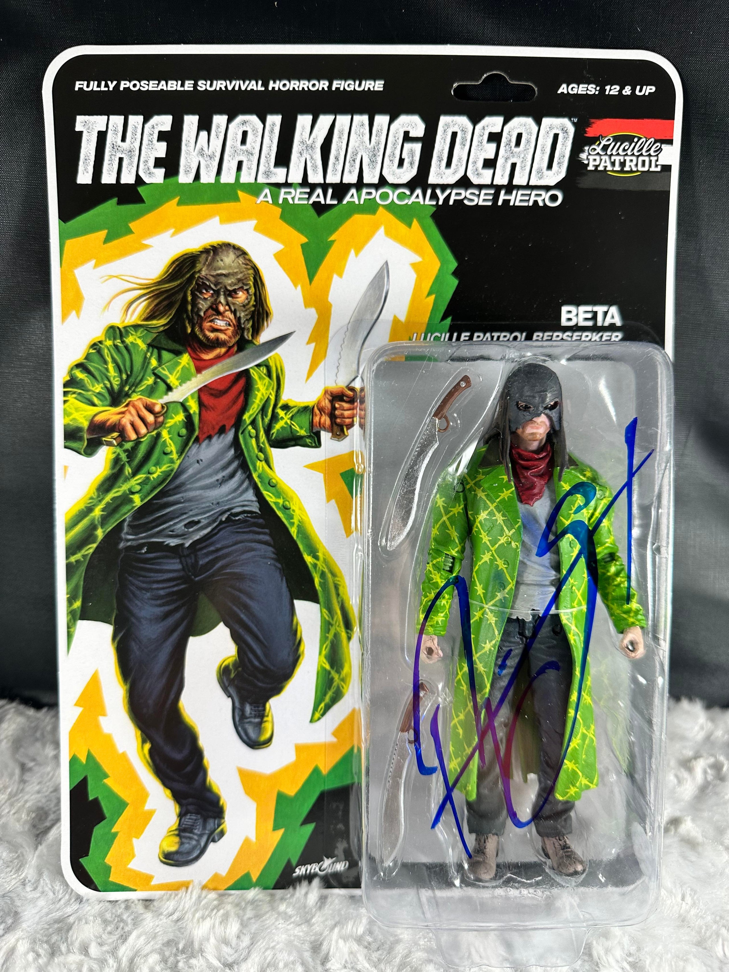 The walking dead online beta action figure